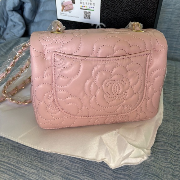 Pink quilted chain shoulder bag - Picture 3 of 6